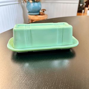 TPC Tablecraft Jadeite Butter Dish with Cover Kitchen Retro Style
